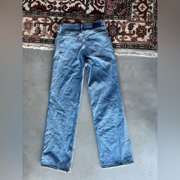 Abercrombie and Fitch The 90’s Relaxed Jean High Rise Size 28 - Picture 4 of 5
